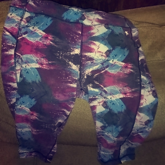 A bunch of clothes - Picture 1 of 8